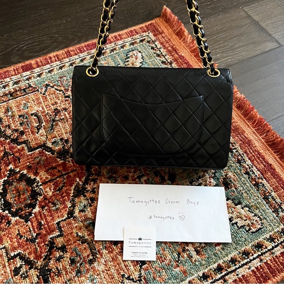 Chanel Classic Vintage Medium Black Double Flap Bag - Picture 4 of 11